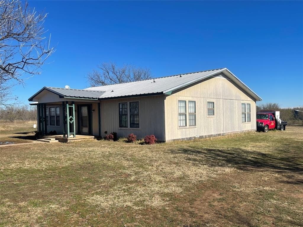 137.05 acres in Eastland County gallery image 4