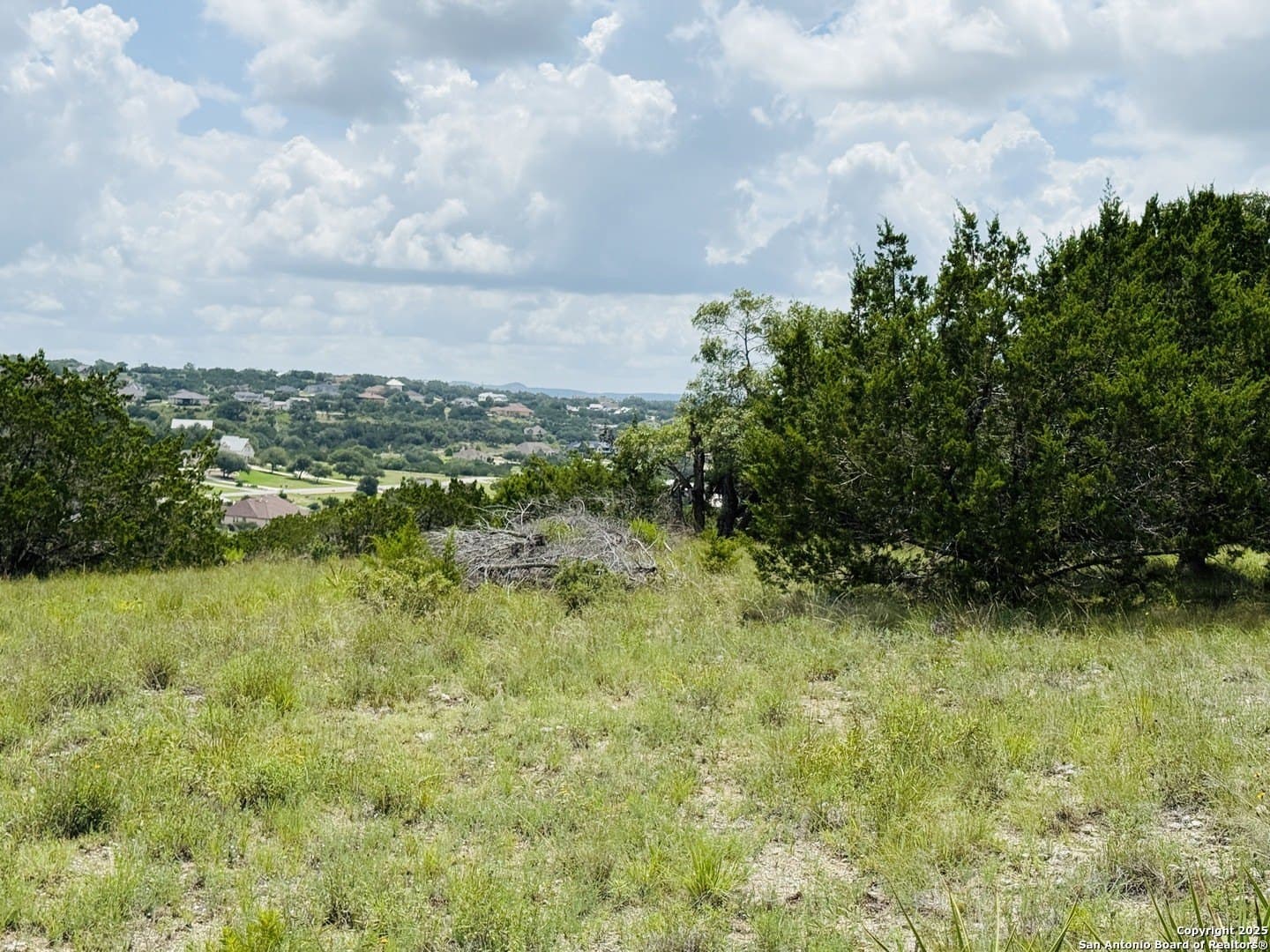 12.55 acres in Comal County gallery image 3