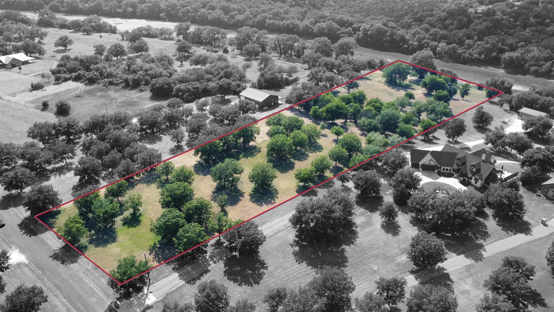 3.29 acres in Hood County