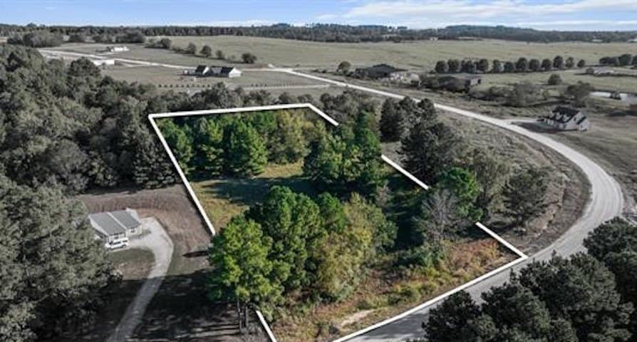 2.11 acres in Smith County - photo 9