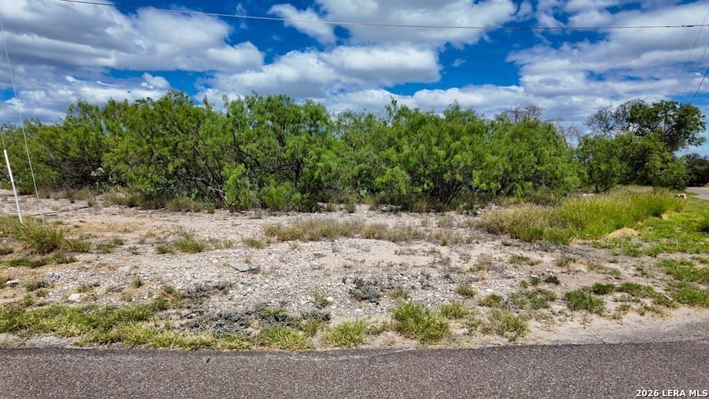 0.46 acres in Maverick County gallery image 3