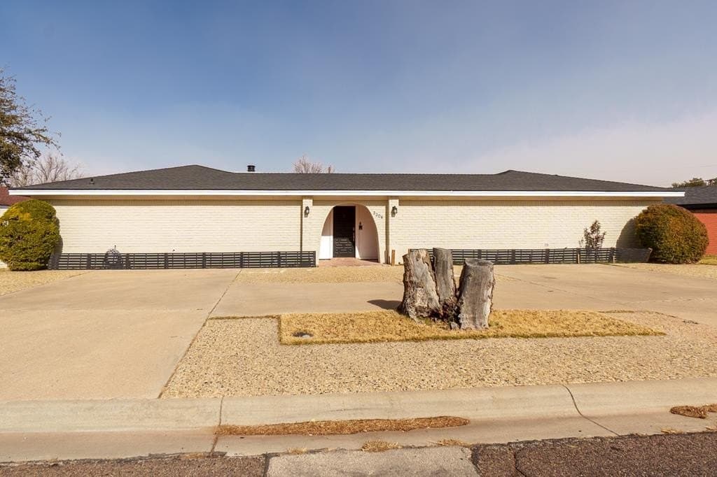3,407 acres in Midland County
