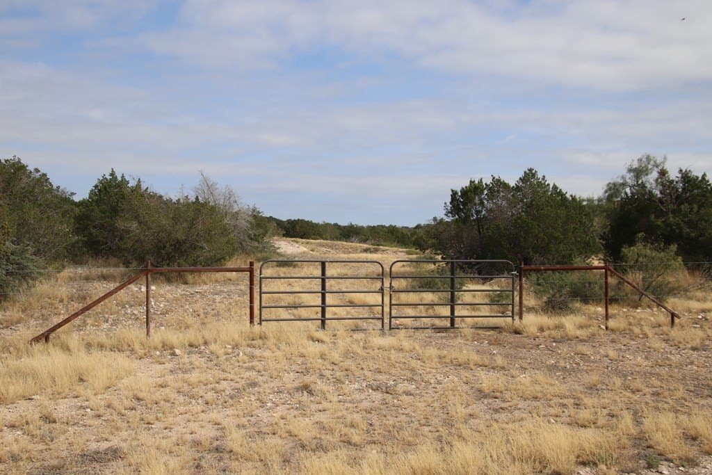 51.07 acres in Edwards County - photo 38