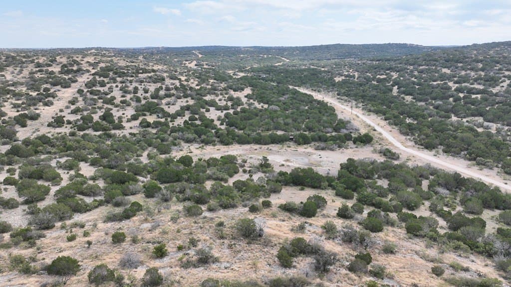 51.07 acres in Edwards County - photo 36