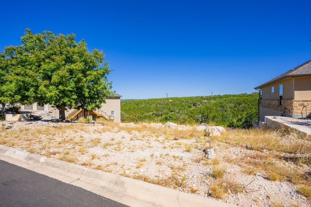 0.42 acres in Kerr County gallery image 3