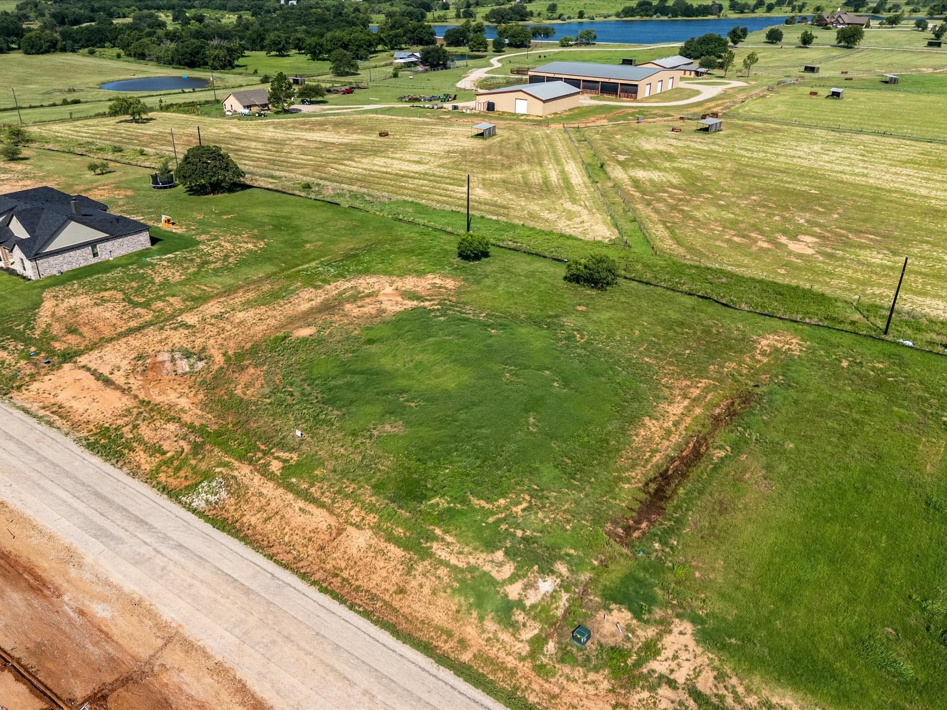 1 acres in Parker County gallery image 3