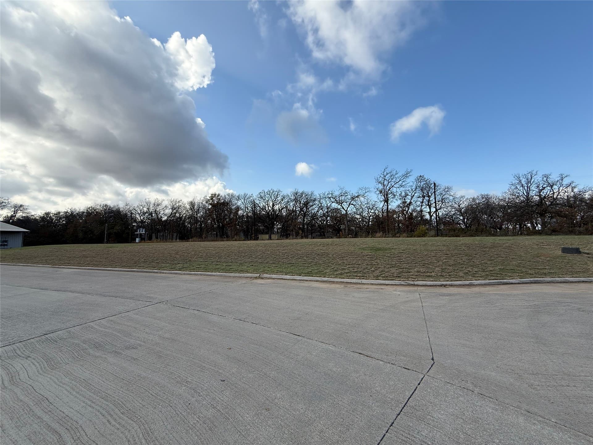 3.92 acres in Wise County - photo 6