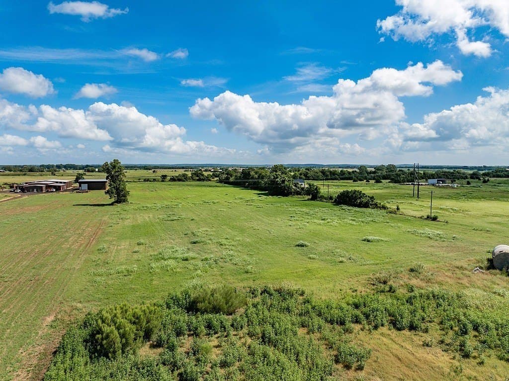 8.94 acres in Fayette County - photo 4