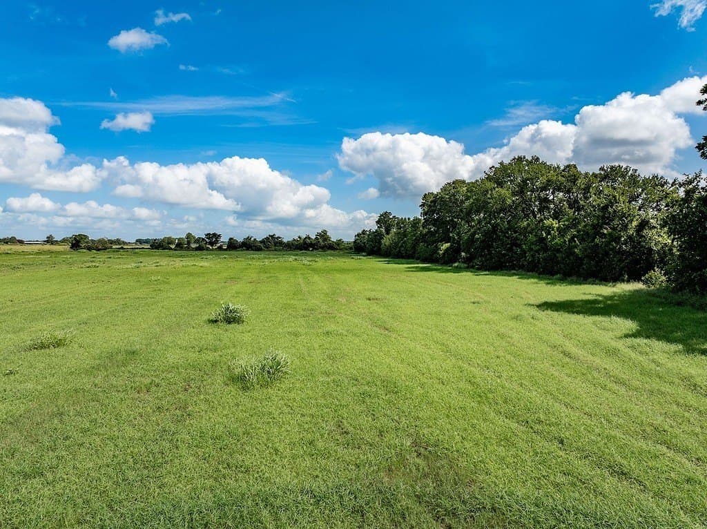 8.94 acres in Fayette County - photo 9