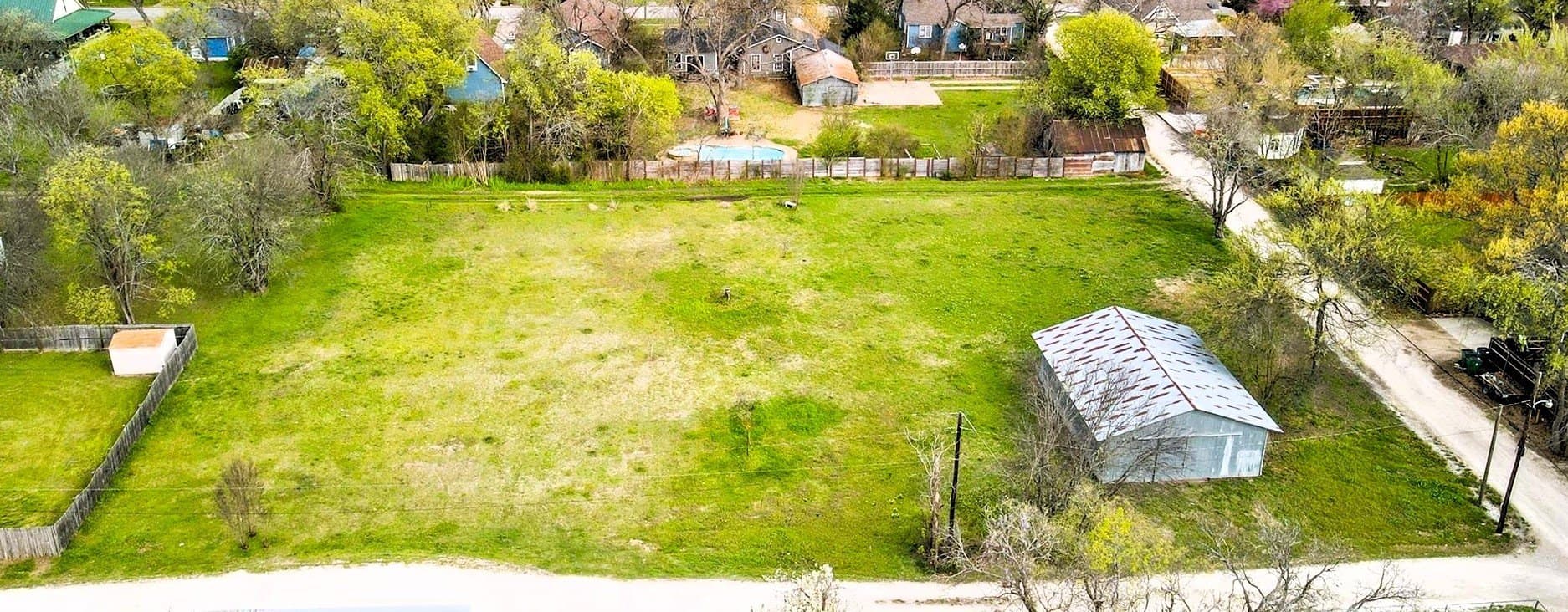 0.37 acres in Ellis County - photo 2