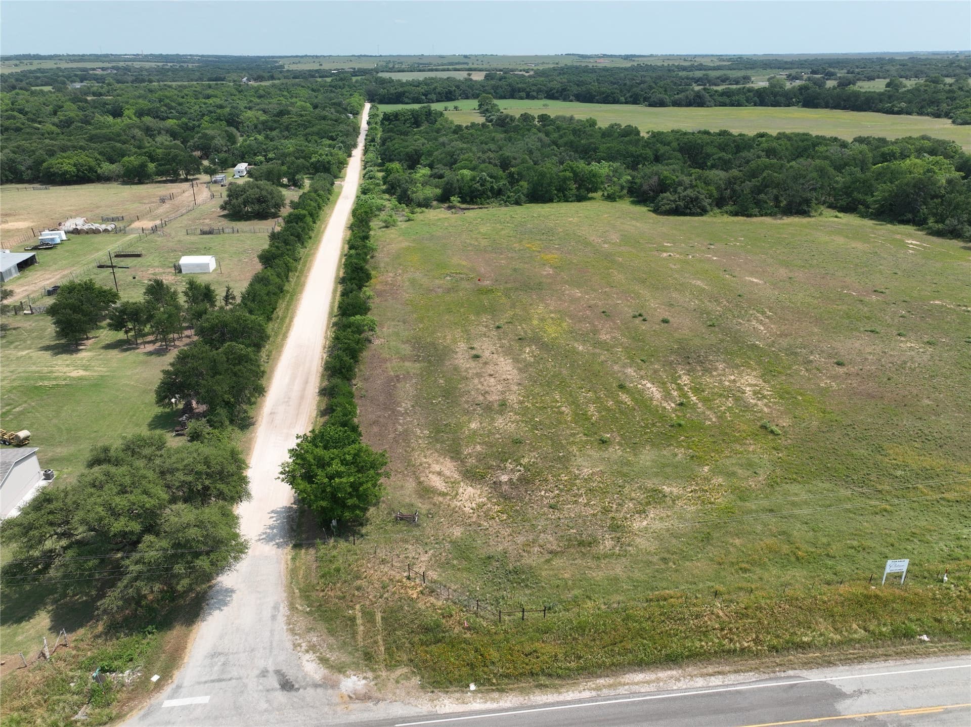 7.6 acres in Falls County - photo 2
