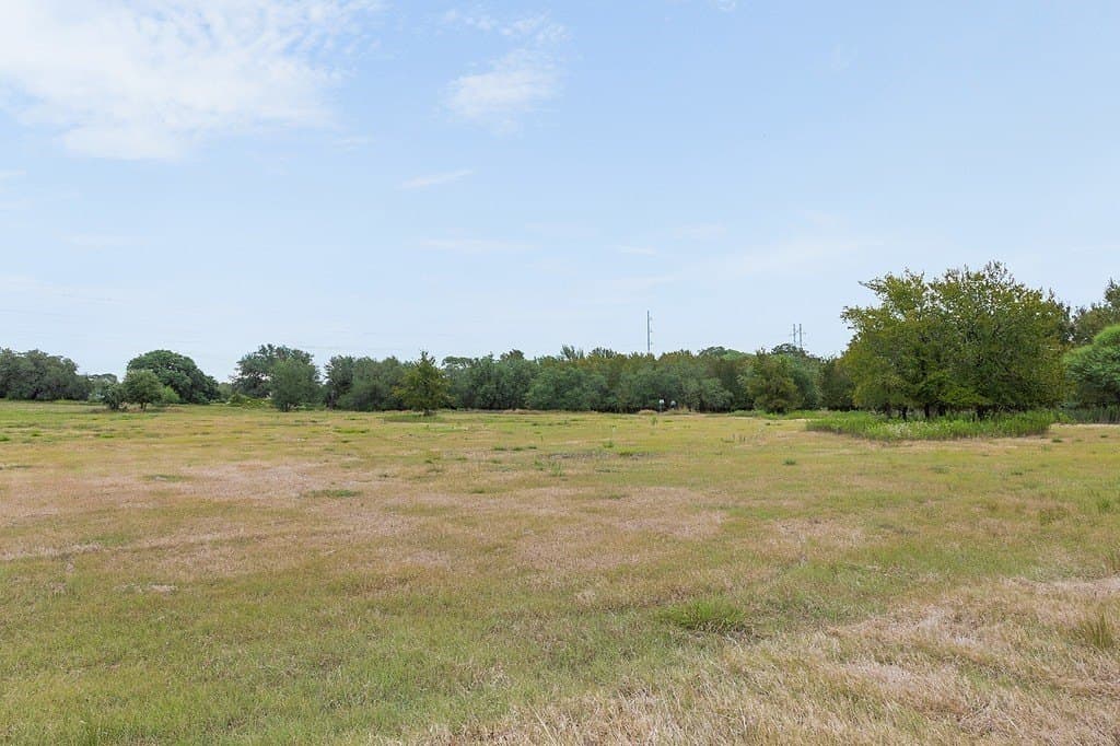 16.02 acres in Fayette County - photo 8