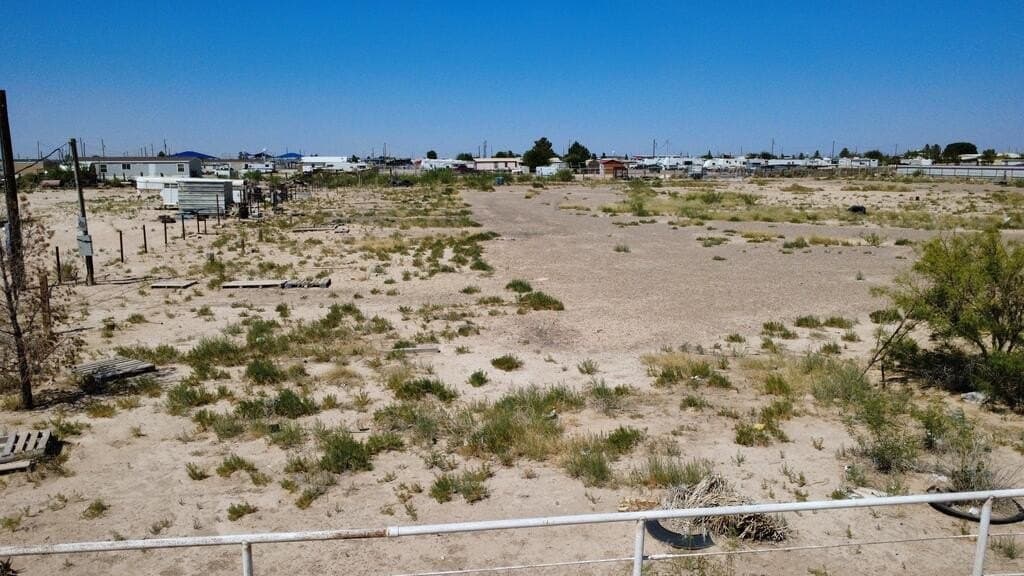 2.98 acres in Reeves County - photo 3