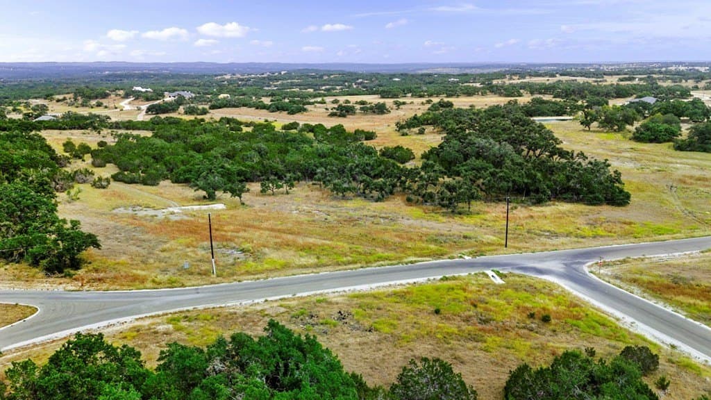 5.86 acres in Comal County - photo 7