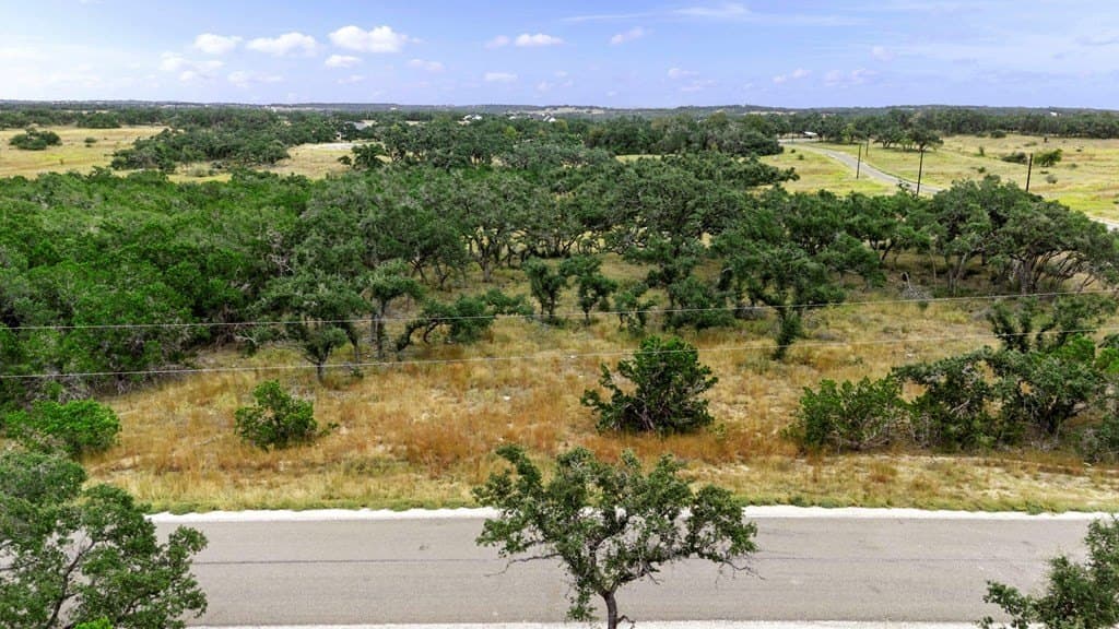 5.86 acres in Comal County - photo 29