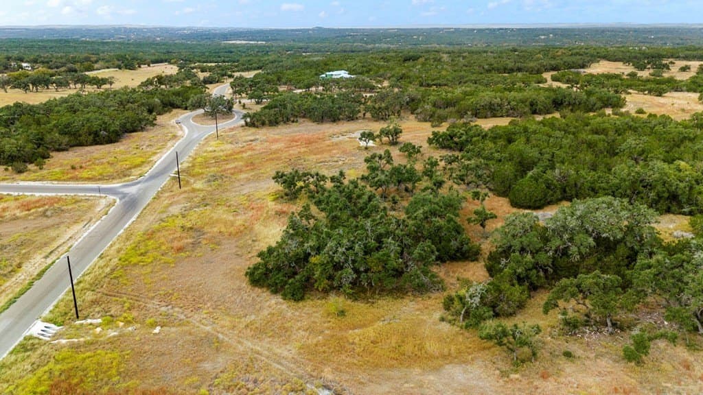5.86 acres in Comal County - photo 16