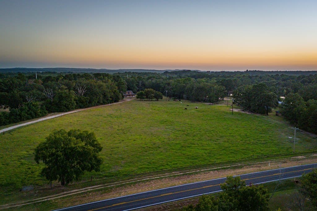 40.04 acres in Henderson County - photo 4