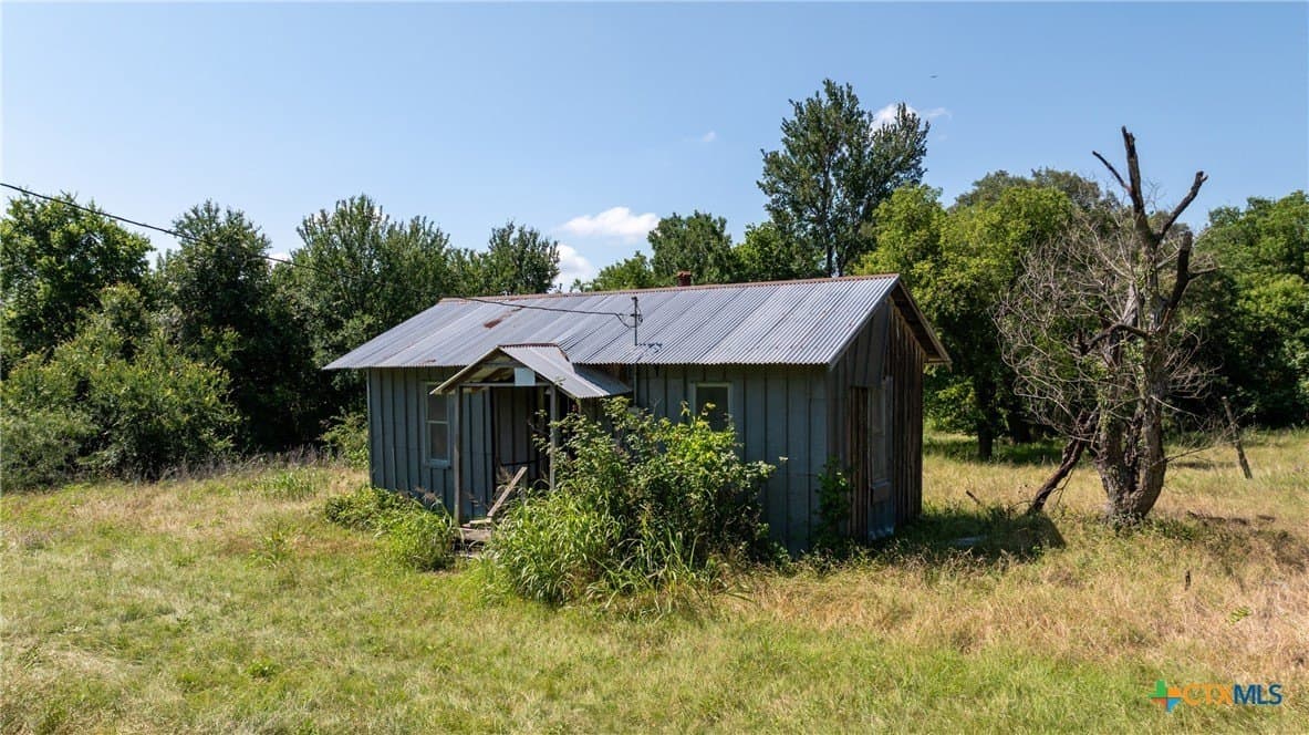 120.96 acres in Milam County - photo 14