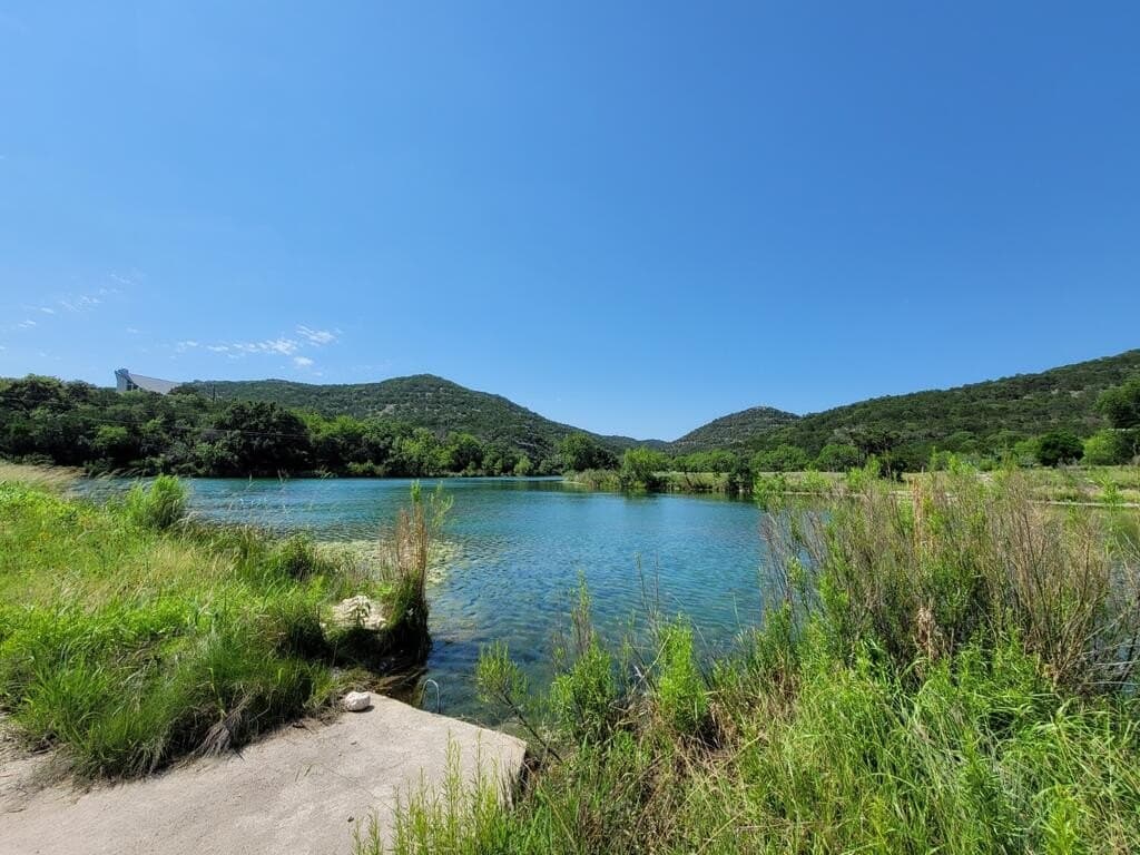 5.61 acres in Real County - photo 12
