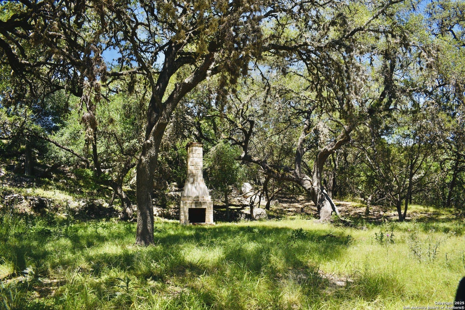 5.06 acres in Bandera County - photo 18