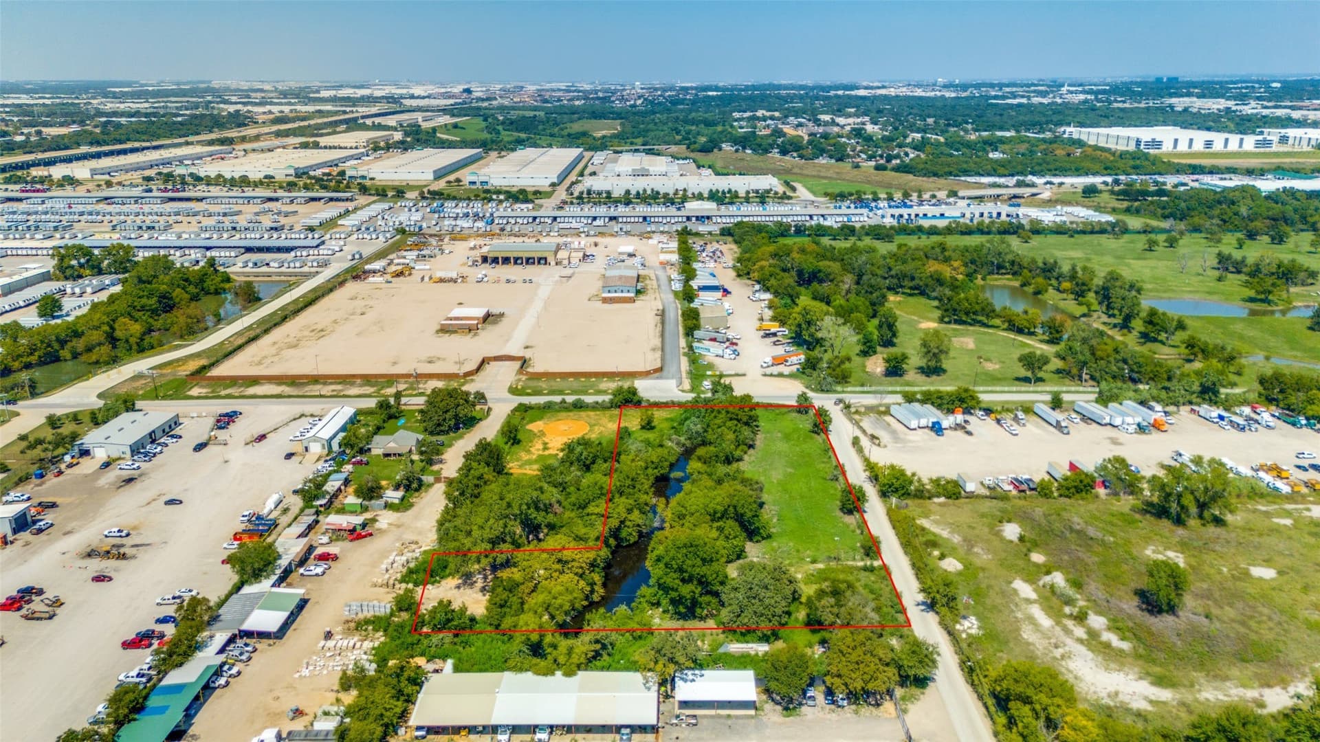 3.7 acres in Dallas County