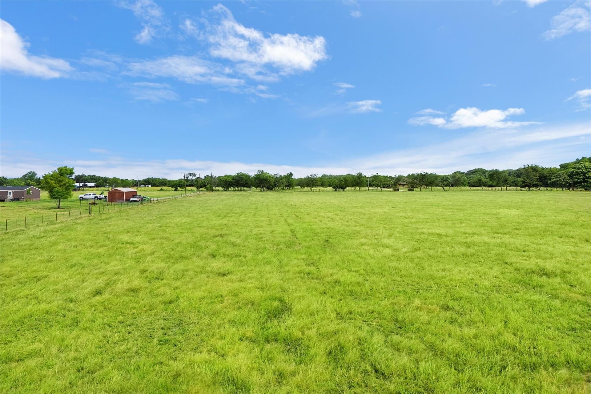 2.7 acres in Ellis County featured view