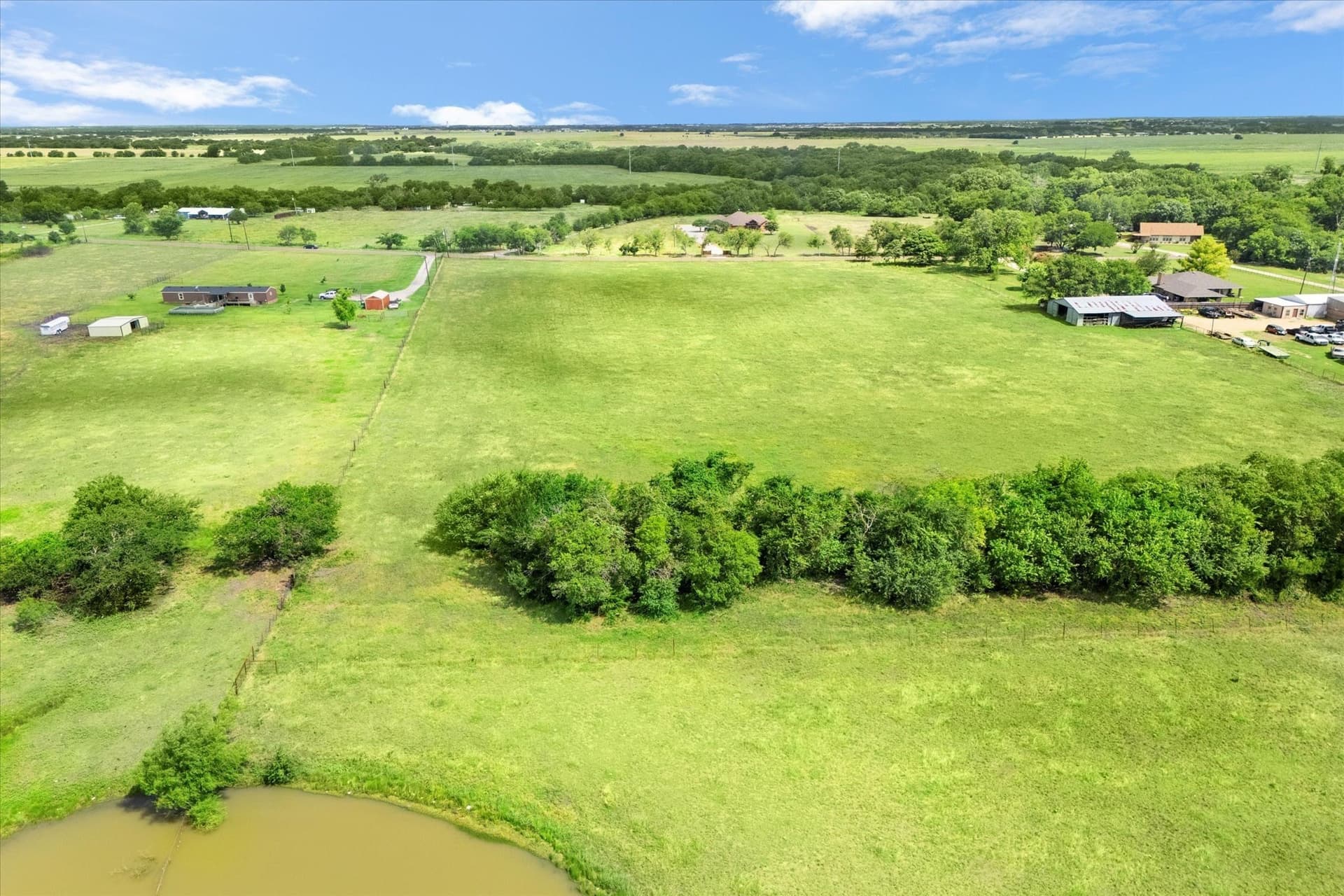 2.7 acres in Ellis County gallery image 4