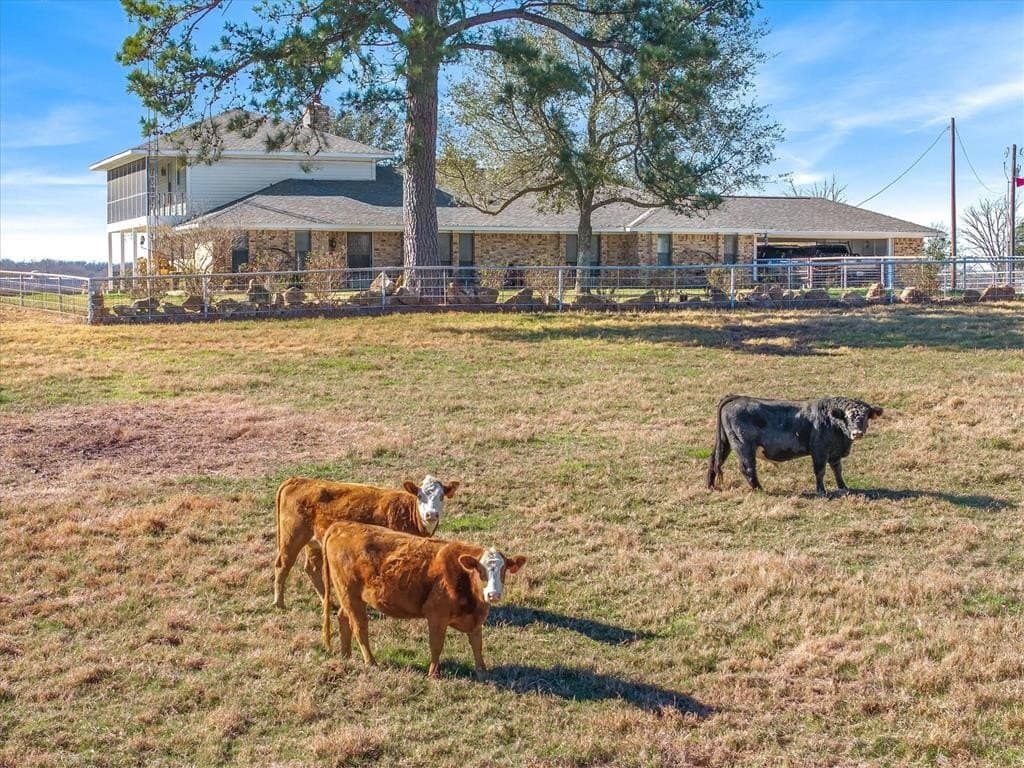 100 acres in Van Zandt County