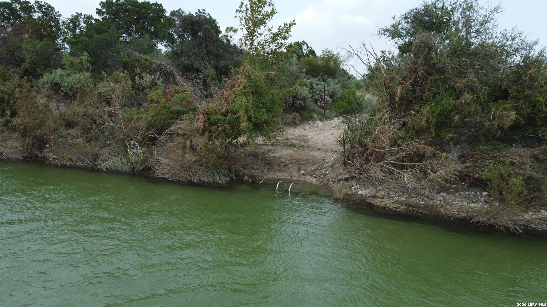 1.12 acres in Uvalde County - photo 4