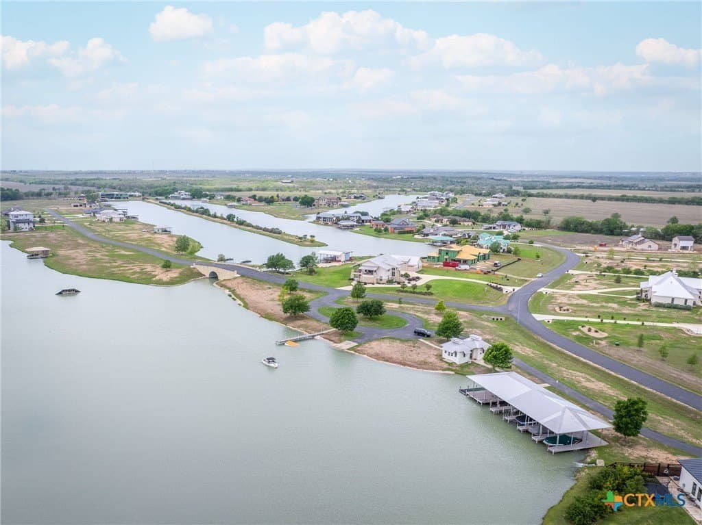 1.01 acres in Guadalupe County - photo 9