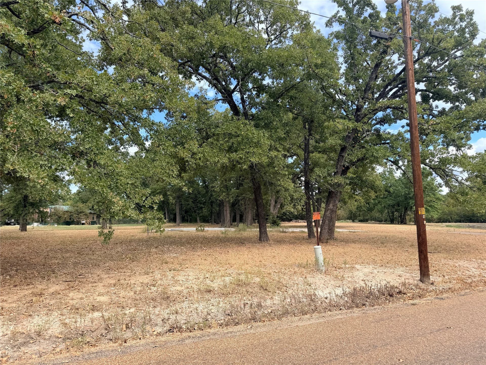 1.09 acres in Henderson County - photo 5