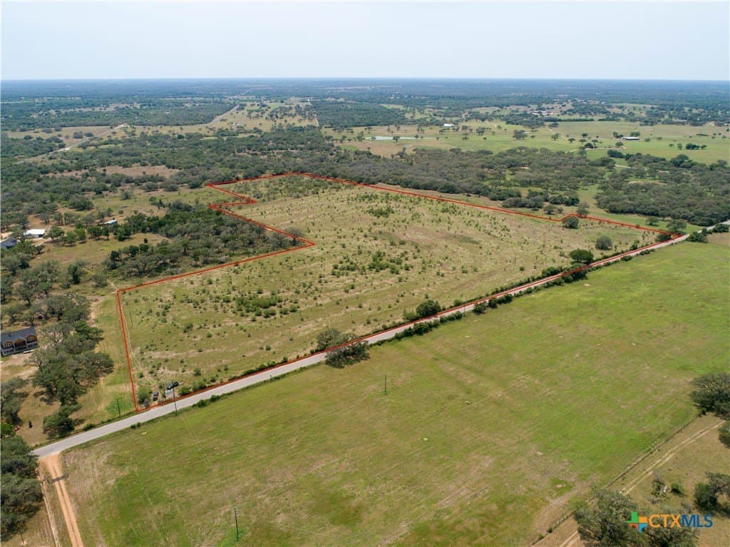 40.82 acres in DeWitt County gallery image 2