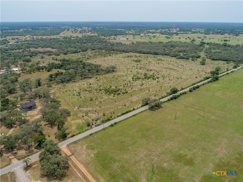 40.82 acres in DeWitt County featured view