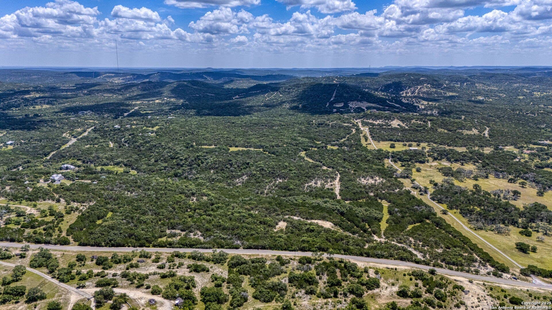 417 acres in Bandera County gallery image 4