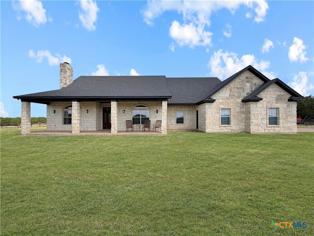 11.04 acres in McLennan County gallery image 4