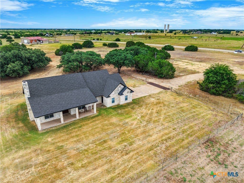 11.04 acres in McLennan County gallery image 2