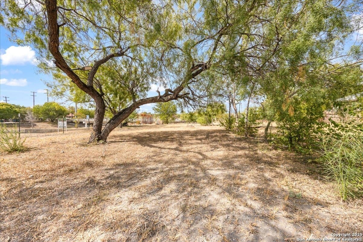 0.13 acres in Bexar County - photo 12