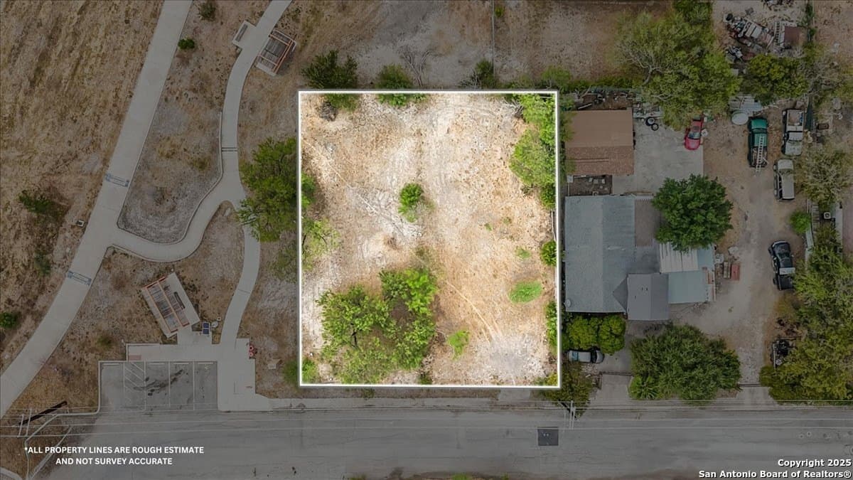 0.13 acres in Bexar County - photo 10