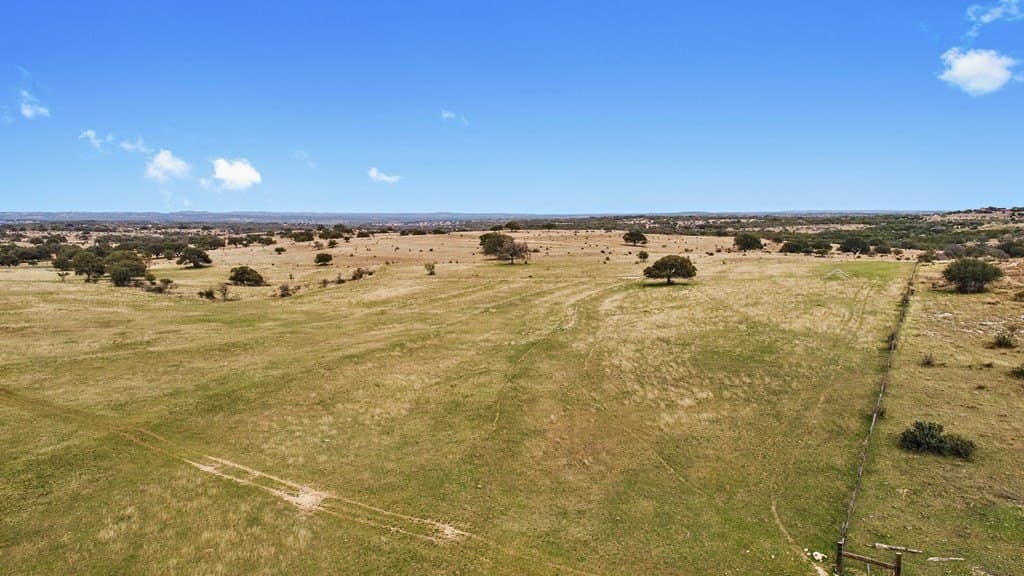 31.72 acres in Blanco County gallery image 3