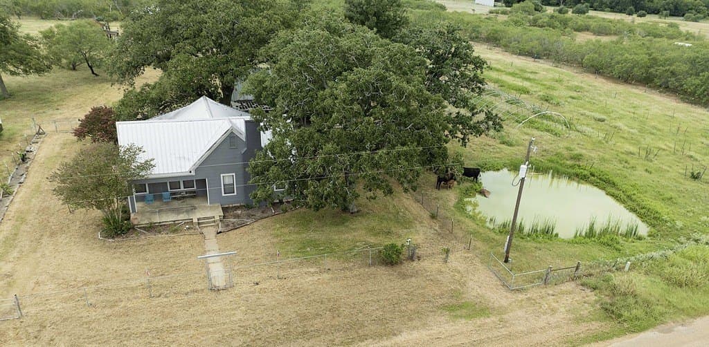 33.89 acres in Gonzales County