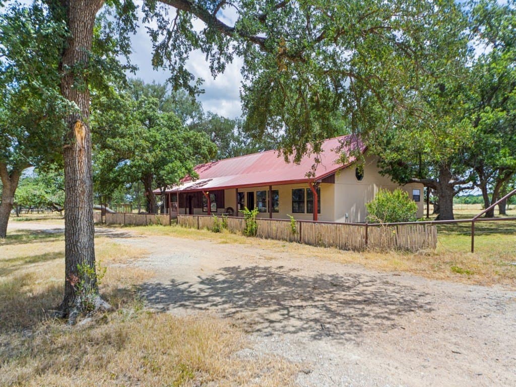 15.29 acres in Gillespie County - photo 12
