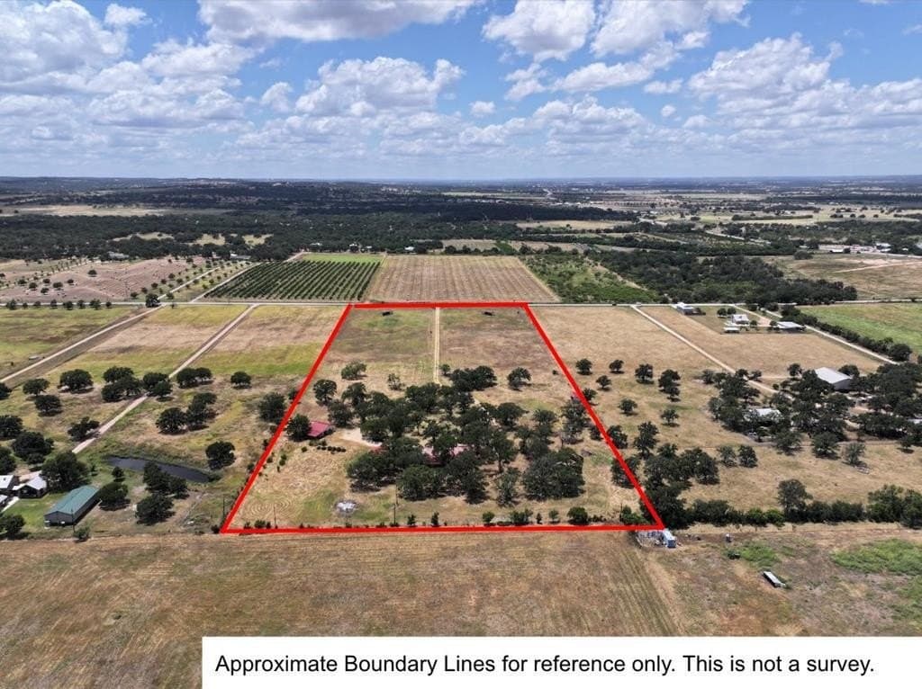 15.29 acres in Gillespie County - photo 2