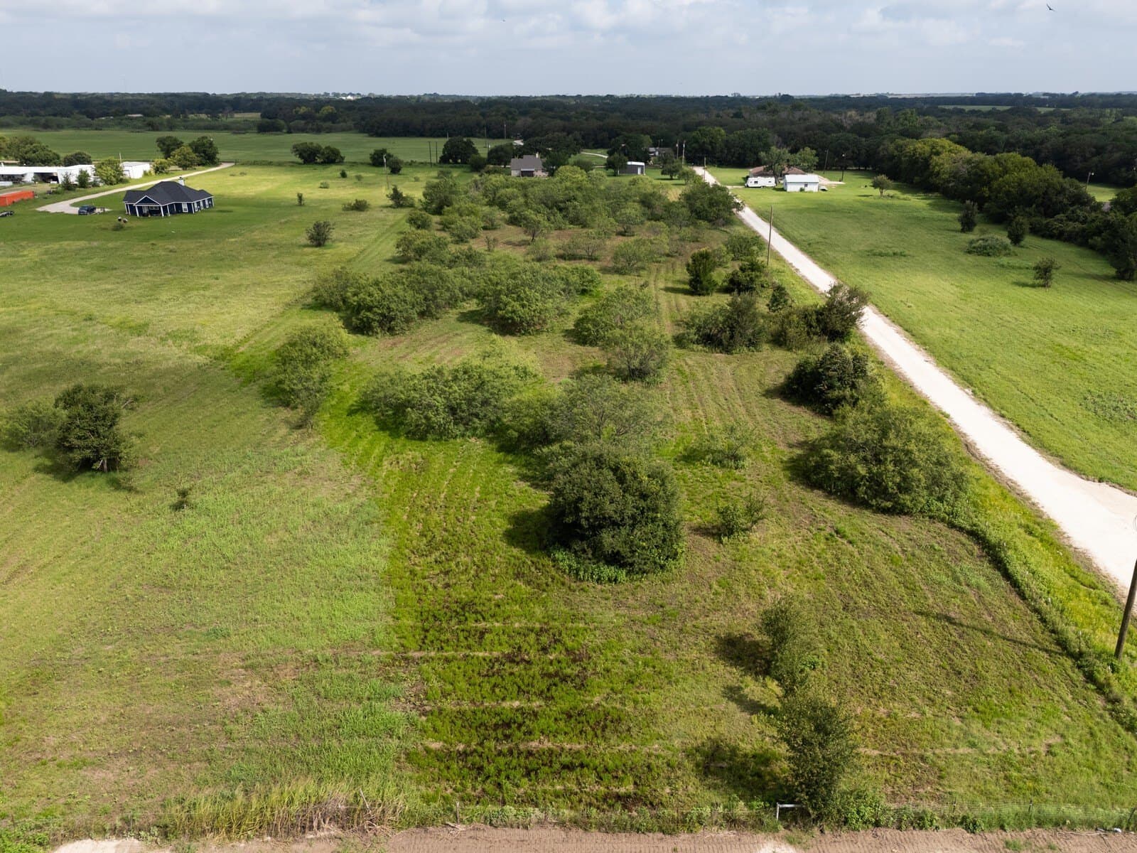 3.55 acres in McLennan County - photo 4