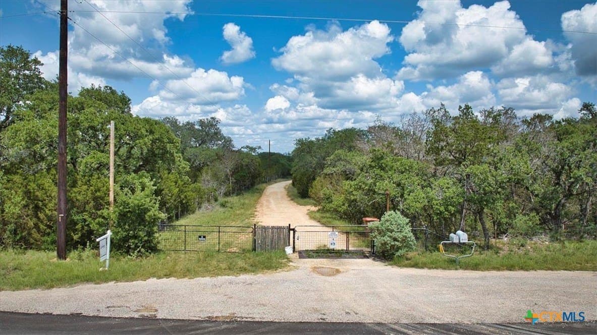 33.62 acres in Blanco County - photo 19