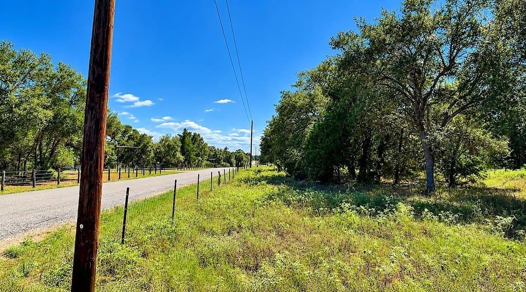 263.24 acres in Lavaca County - photo 12