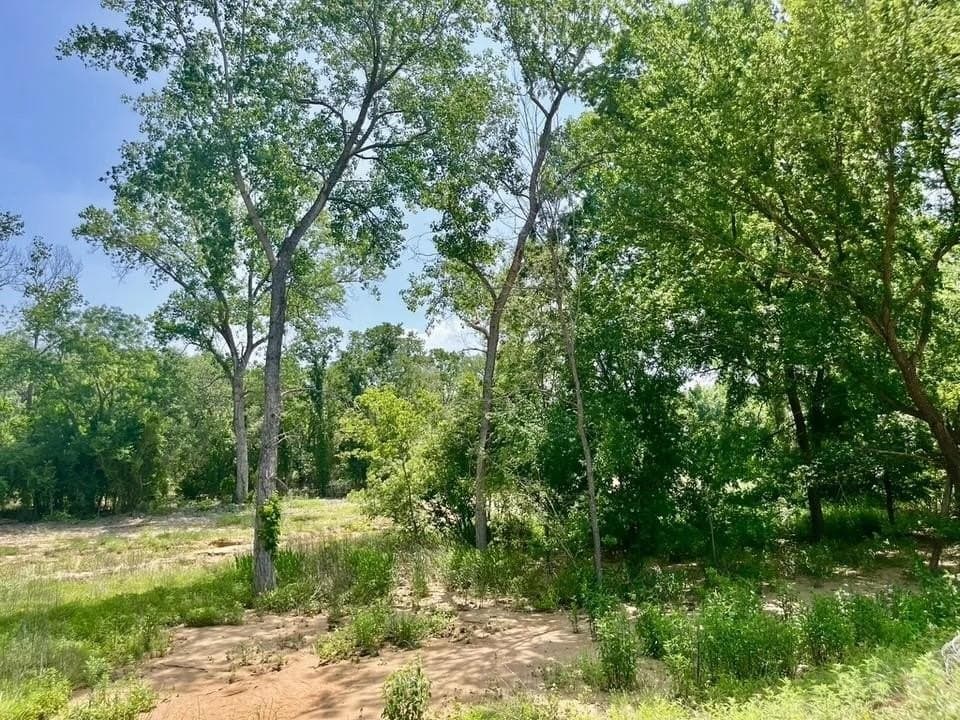 2.02 acres in Parker County