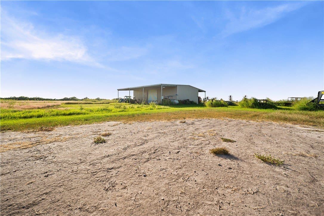 27.35 acres in San Patricio County gallery image 4