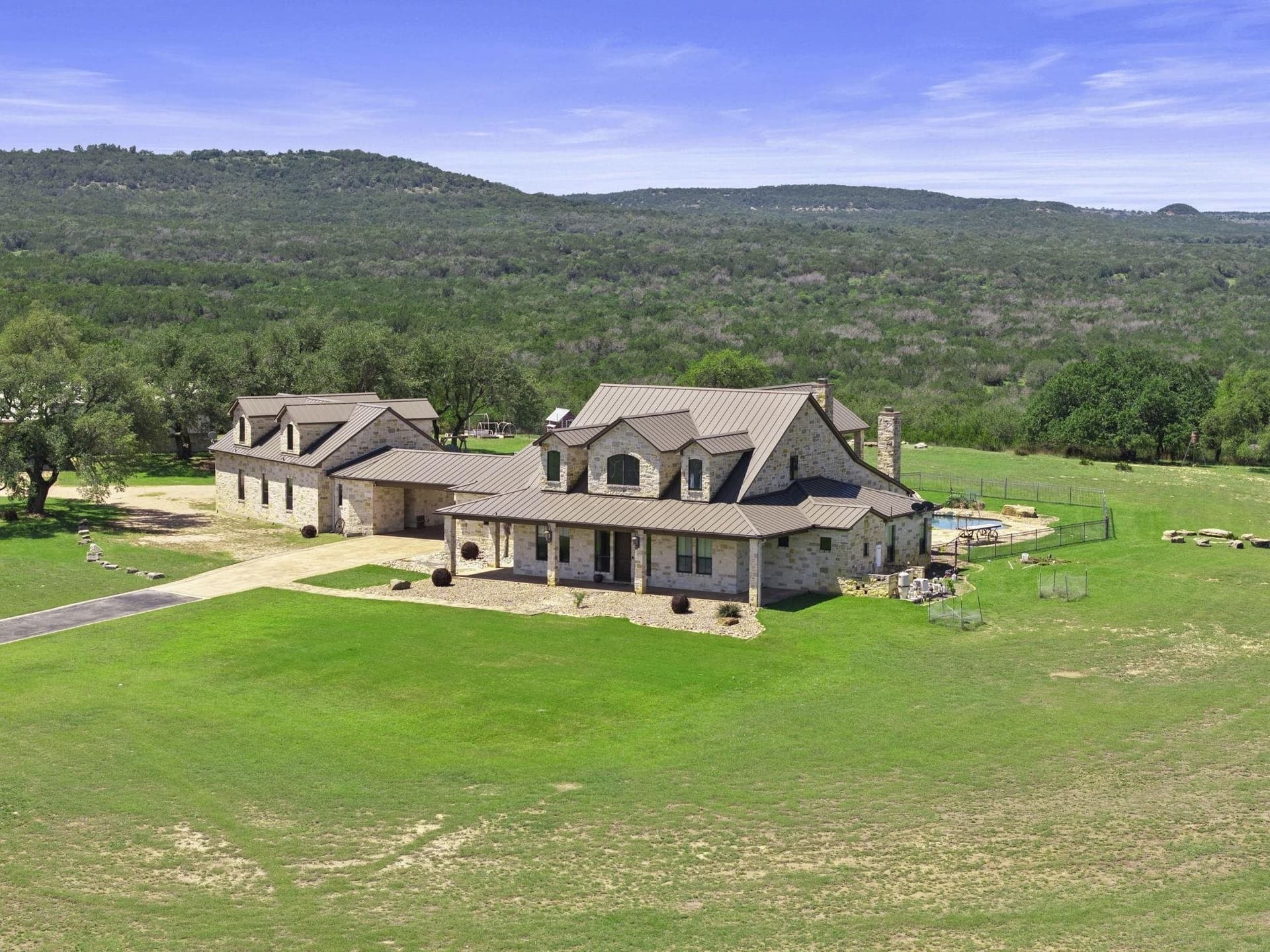 11.3 acres in Blanco County gallery image 2