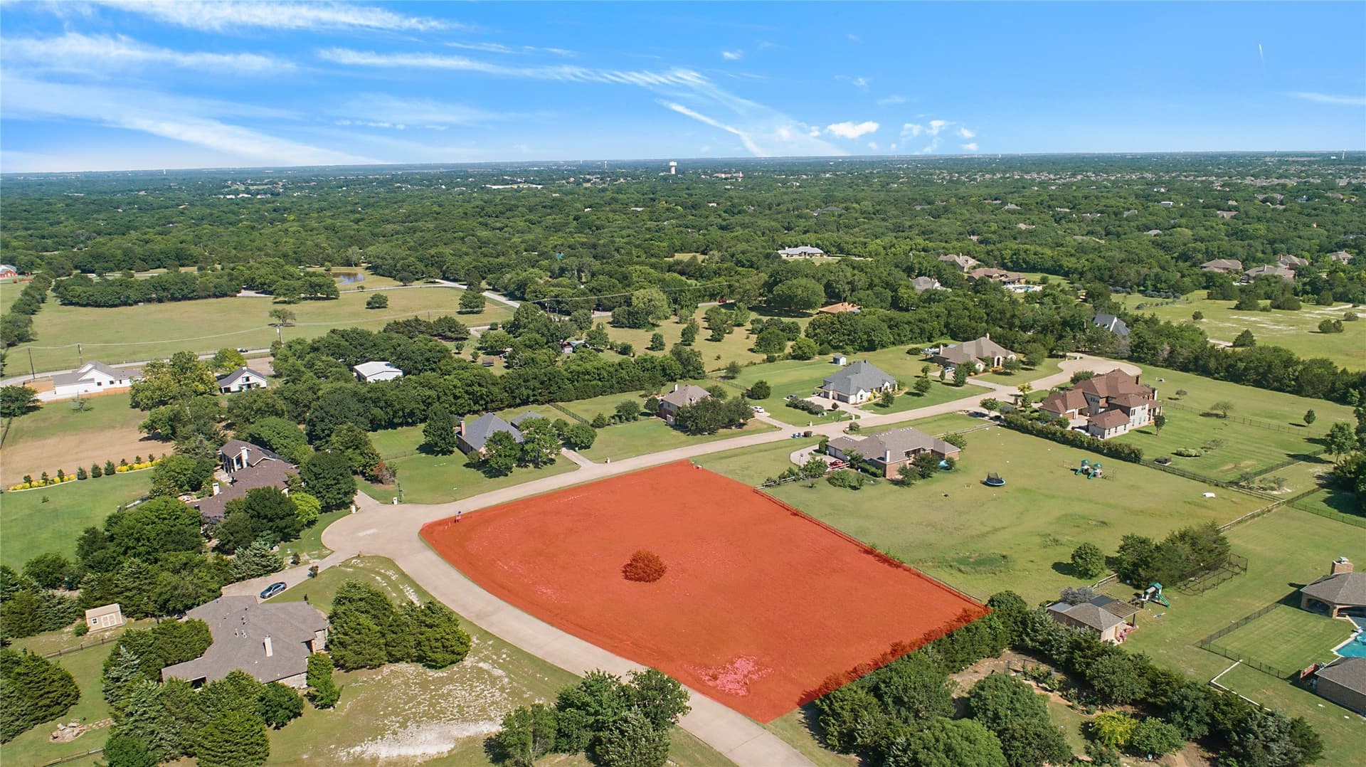 1.4 acres in Collin County gallery image 3