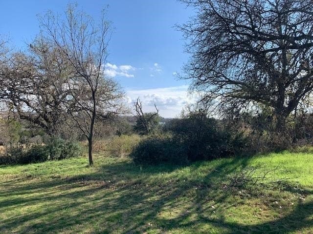 1 acres in Llano County gallery image 4